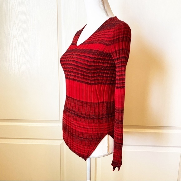 Helmut Lang Striped Ribbed Merino Wool V-Neck Knit Top - Picture 3 of 10